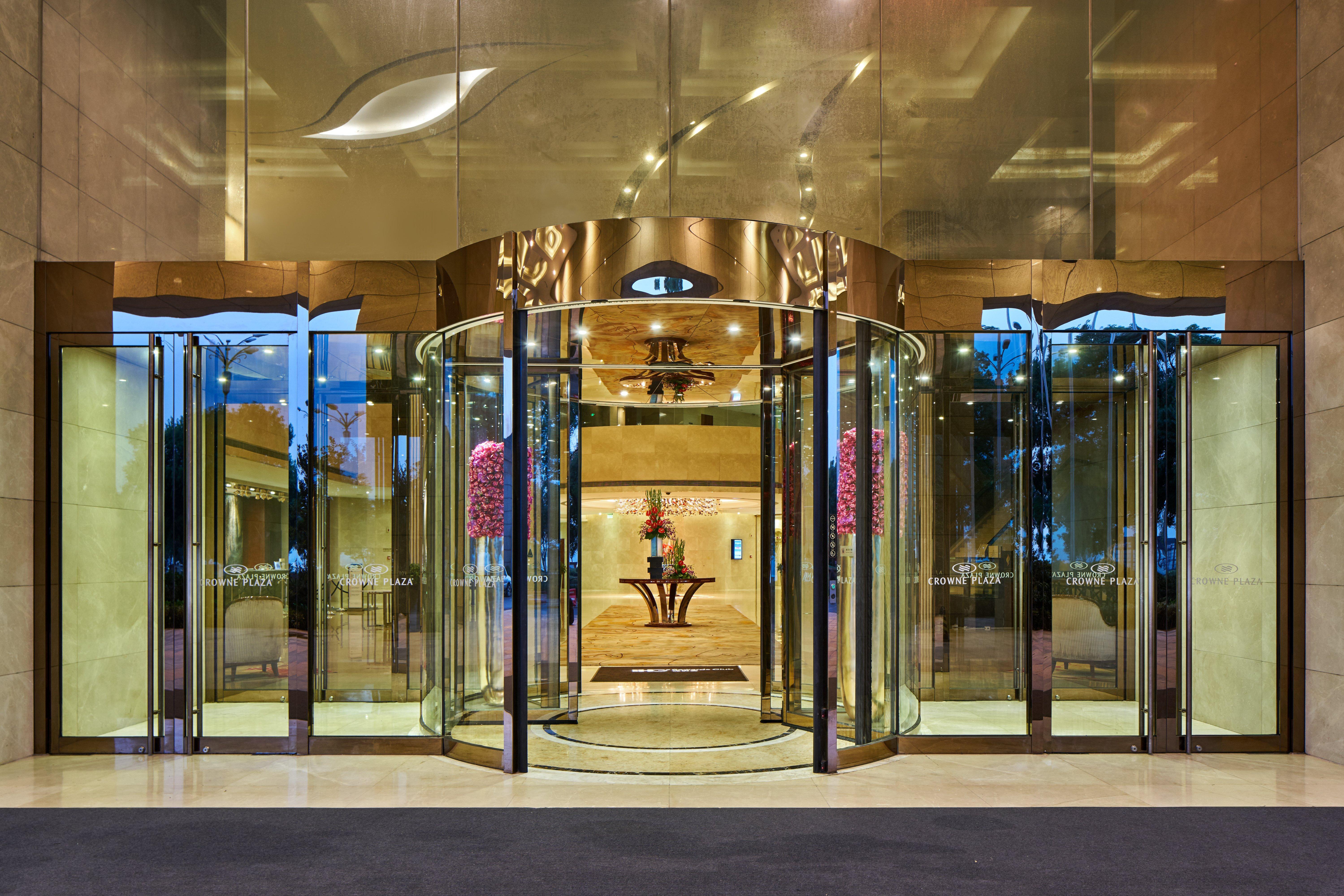 Crowne Plaza Zhenjiang By Ihg Hotel Exterior photo