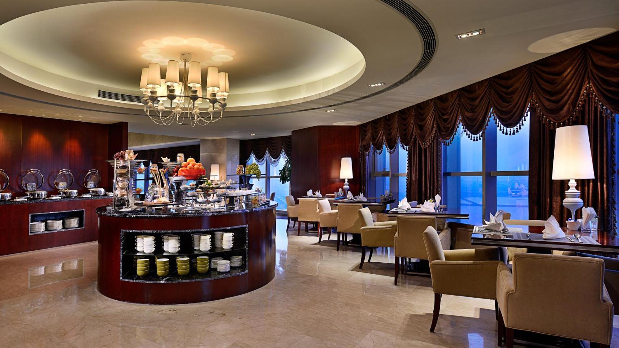 Crowne Plaza Zhenjiang By Ihg Hotel Exterior photo